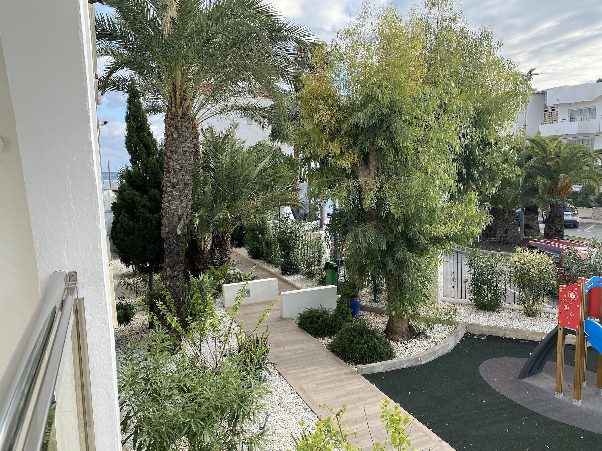 Apartamentos Sal Rossa Ibiza Town Dış mekan fotoğraf