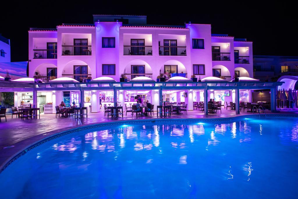 Apartamentos Sal Rossa Ibiza Town Dış mekan fotoğraf