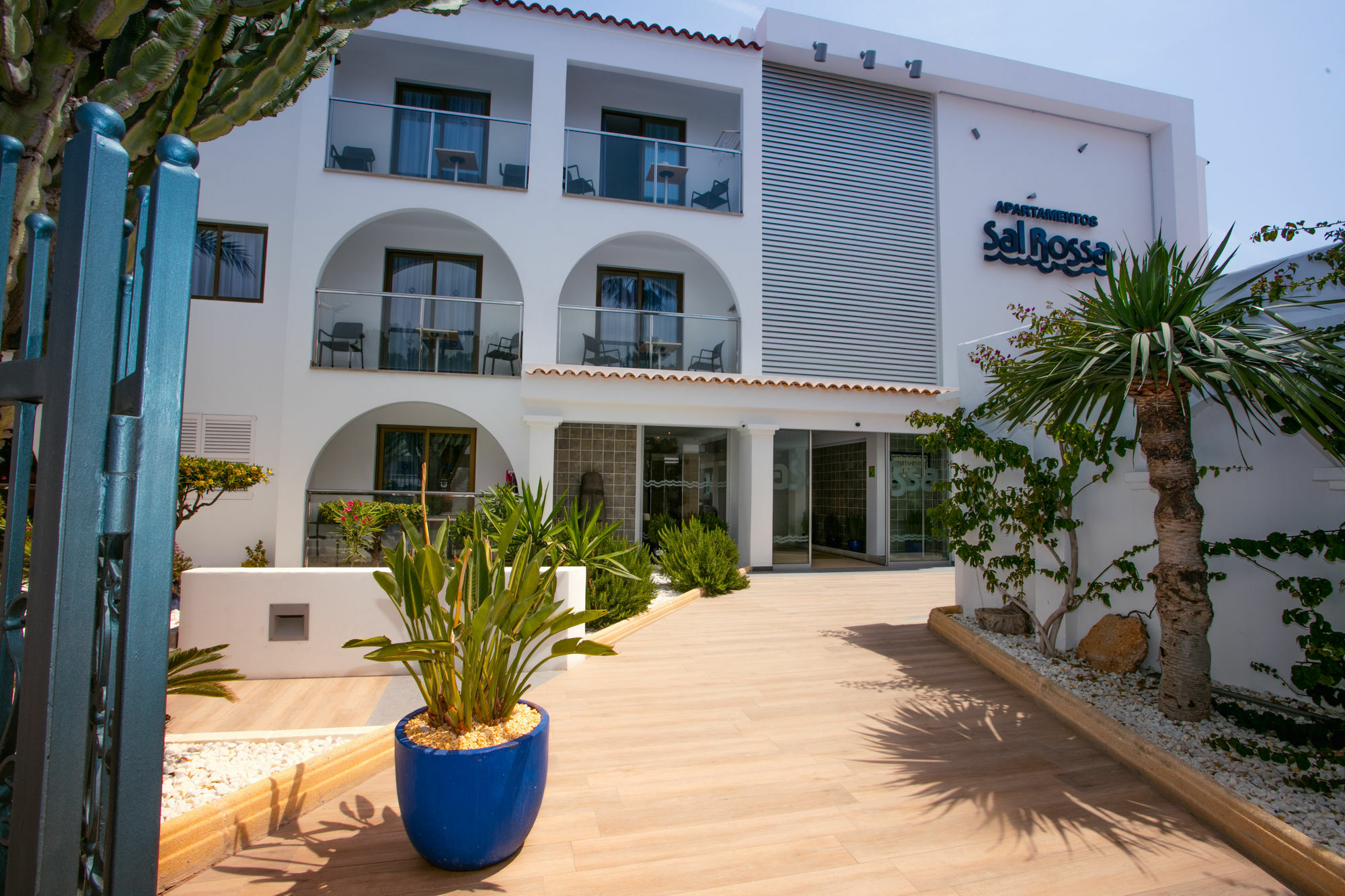 Apartamentos Sal Rossa Ibiza Town Dış mekan fotoğraf